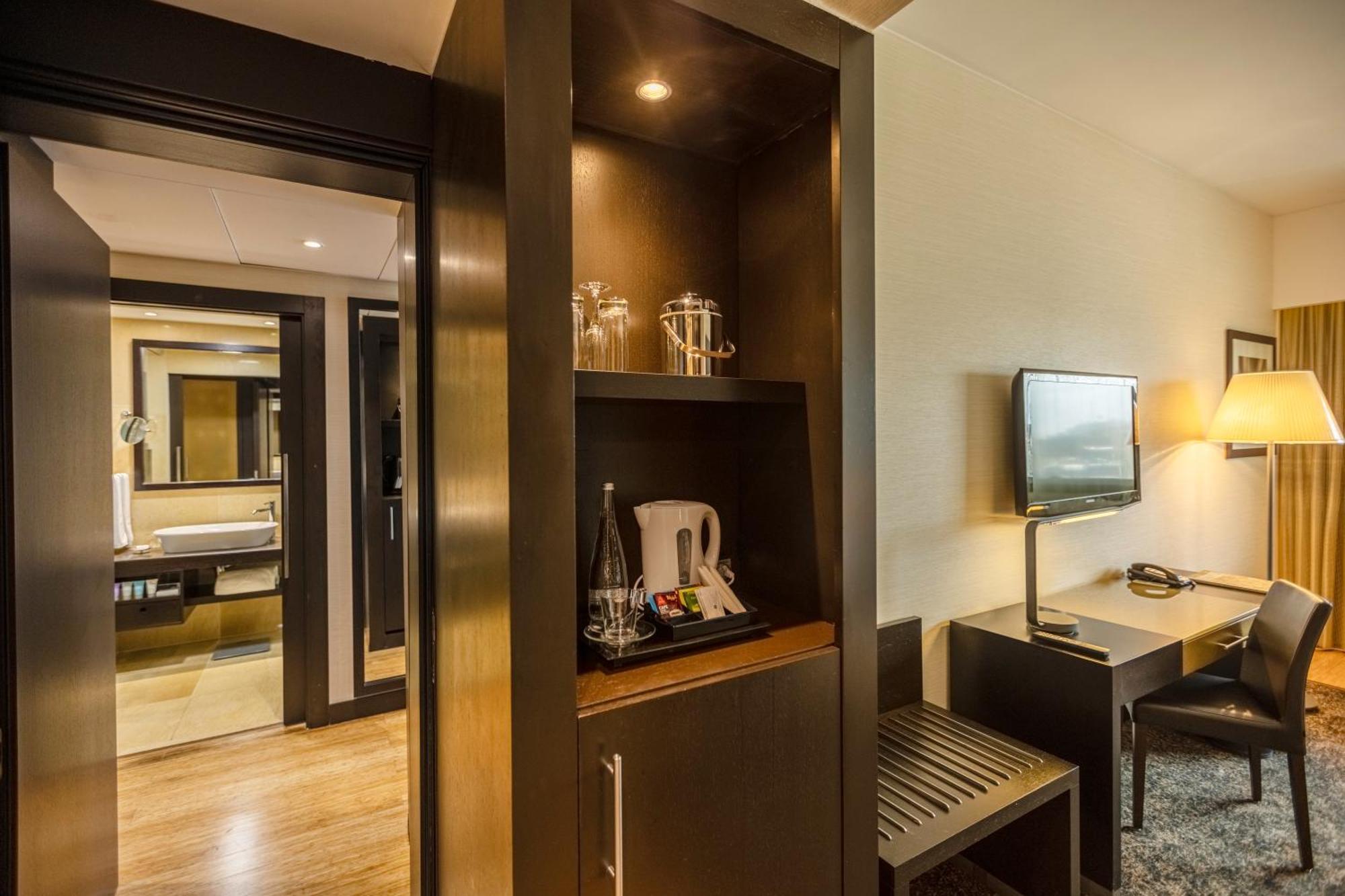 Epic Sana Luanda Hotel Room photo